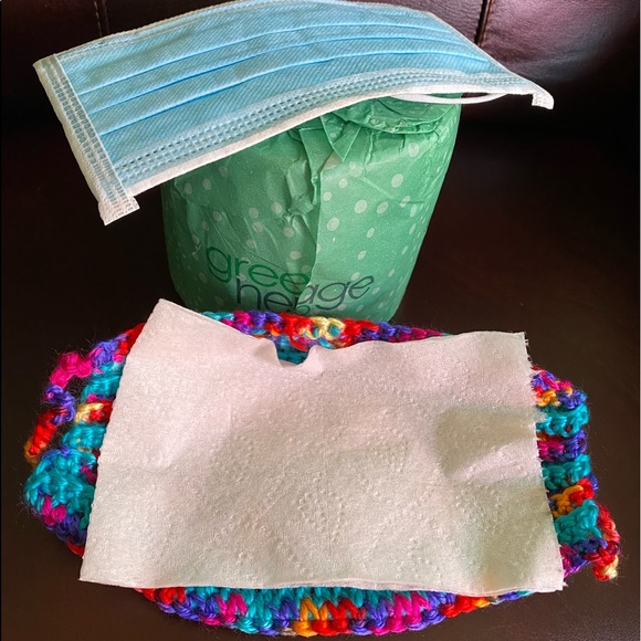 Hand-knitted Face Mask - Picture 6 of 11